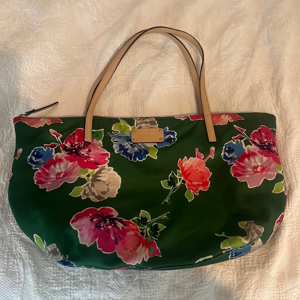Kate spade green floral purse